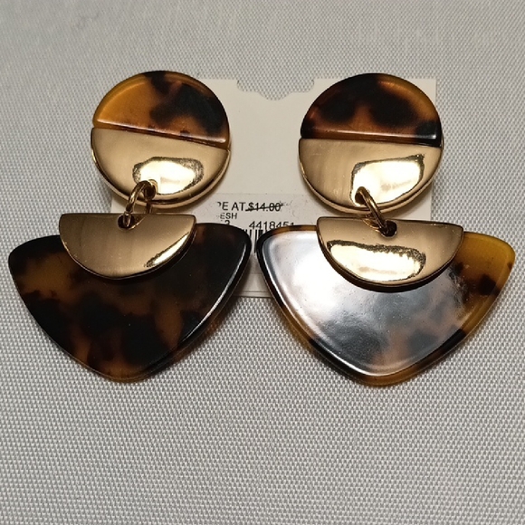 Gold and Brown Tortoise Shell Earrings - Picture 1 of 2